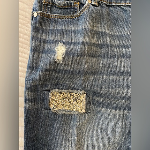 Juicy Couture skinny jeans with rhinestone detail patch. Size 12. - Picture 4 of 10